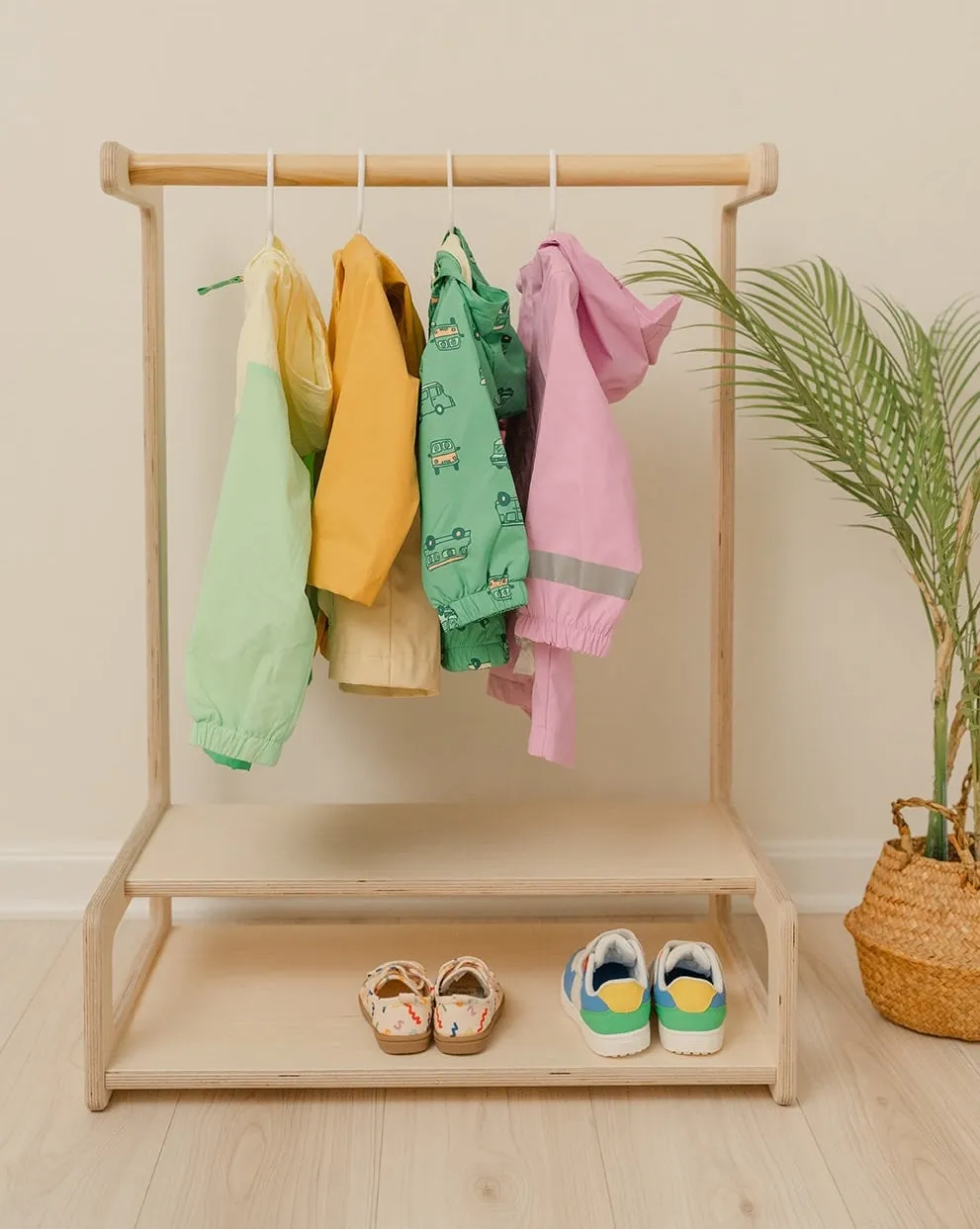Aesthetic Sturdy Kid's Clothing Rack