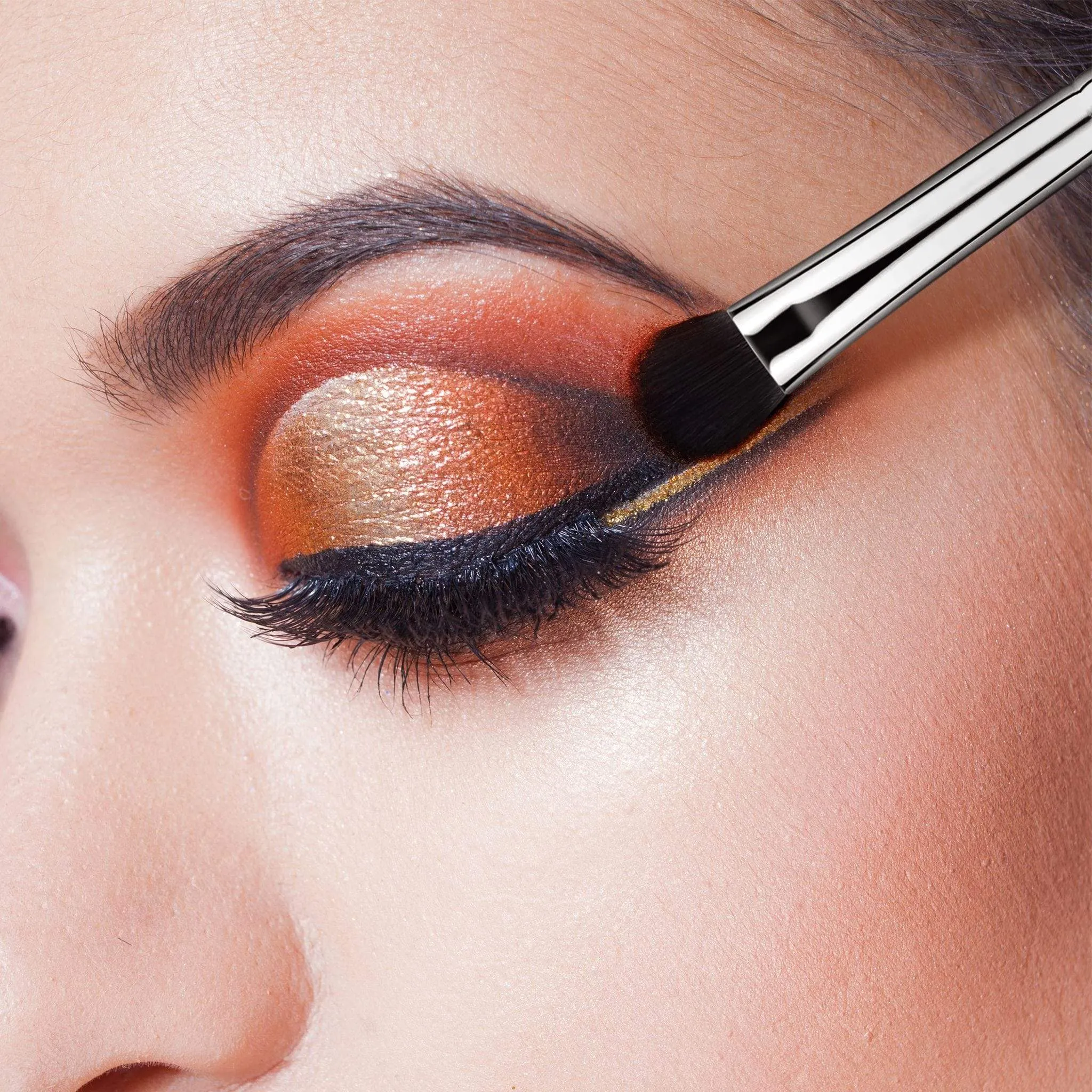 E841 - EYE SHADOW BRUSH