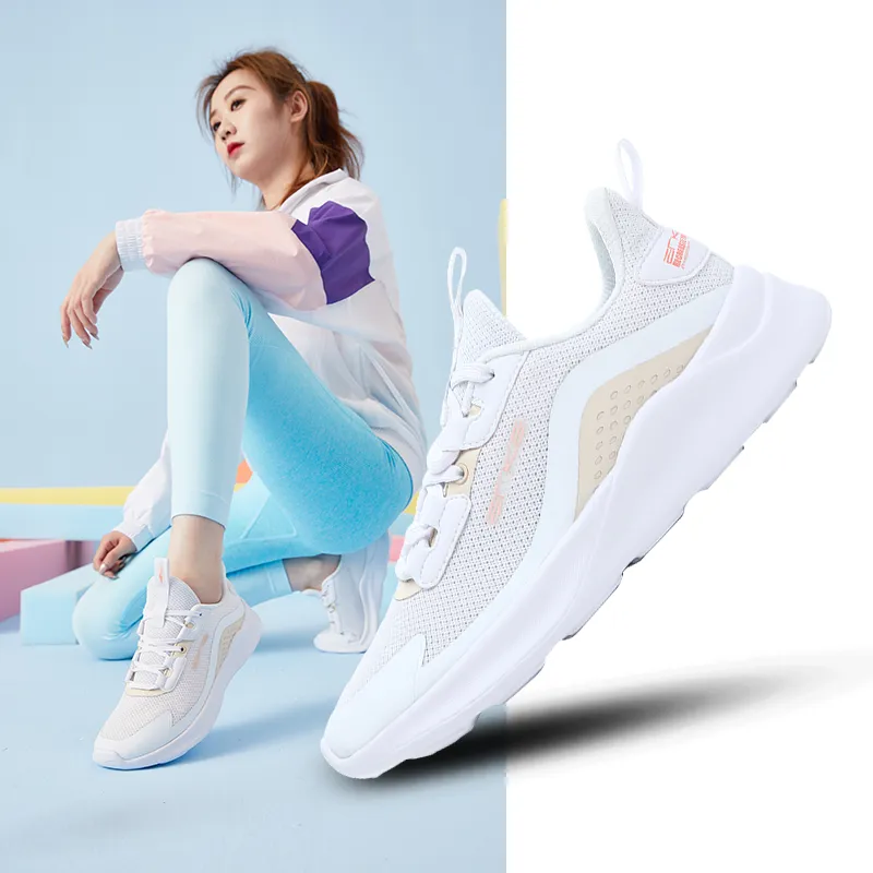 Hongxing Erke Mesh Surface Breathable Women's Type Soft Sole Sneakers