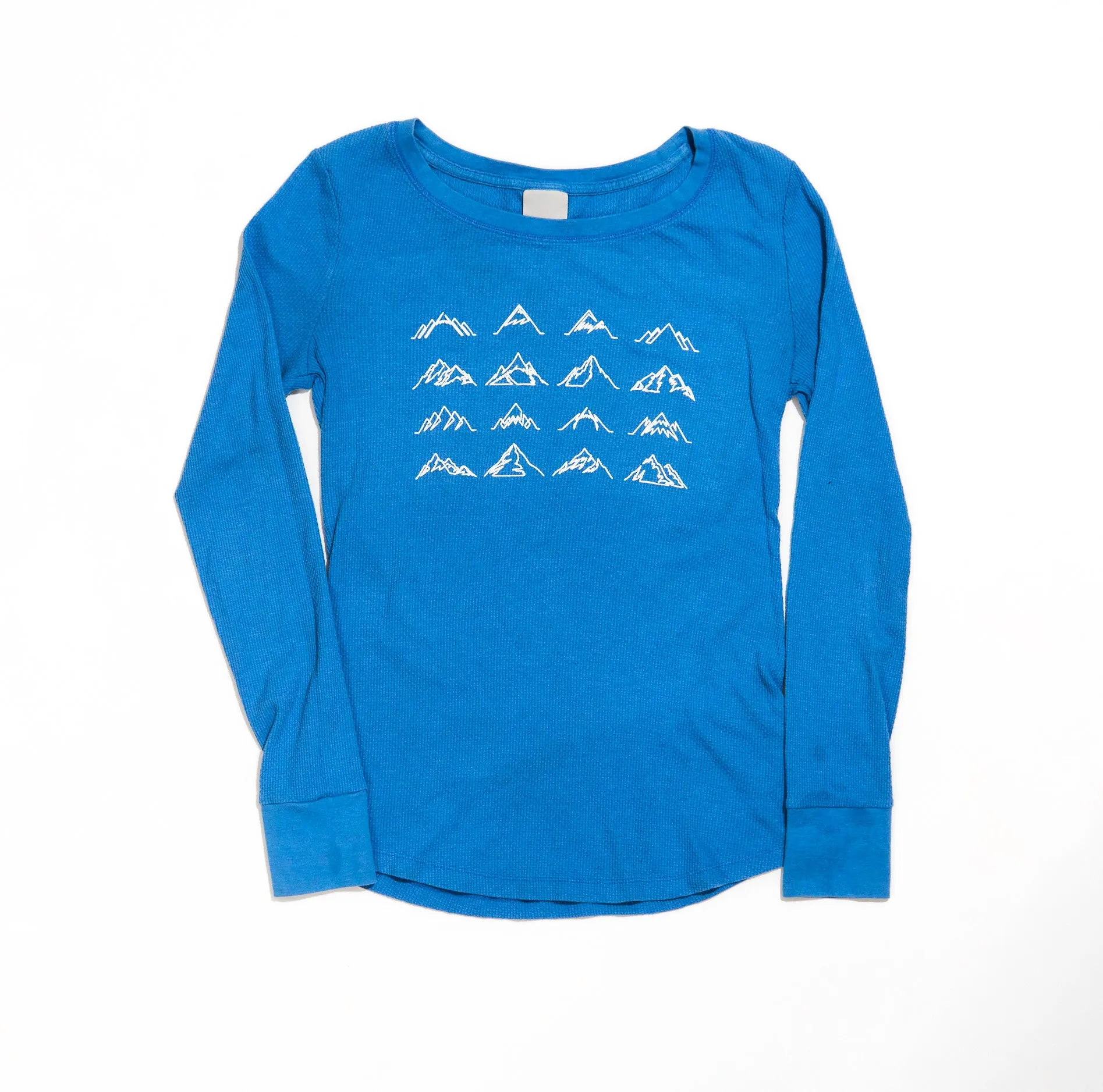 Women's 16 Mountains Upcycled Long Sleeve Shirt in Blue (Medium)